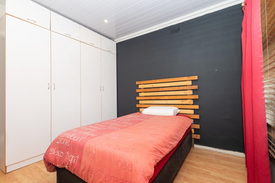 4 Bedroom Property for Sale in Windsor Park Western Cape